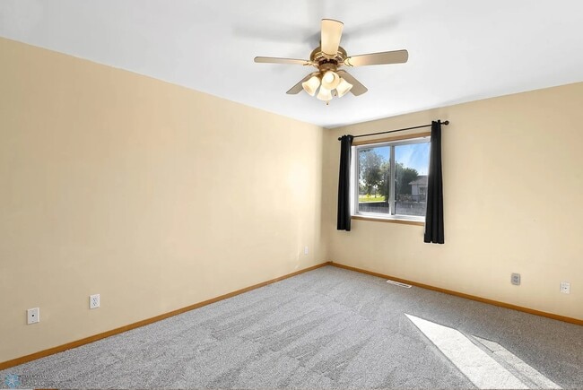 Building Photo - 2124 58th Ave S