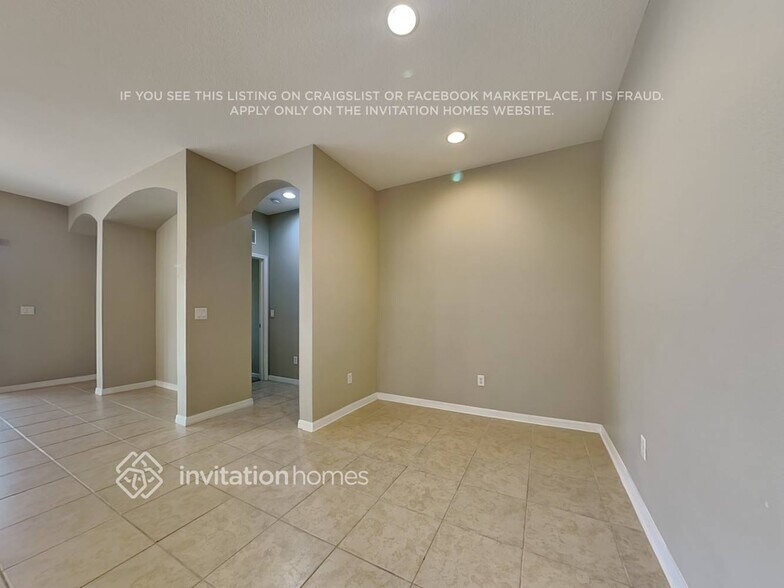 Building Photo - 9245 Creedmoor Ln