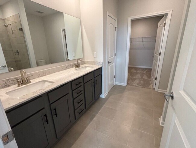 Building Photo - Brand New Luxury 2 Bed/2 Bath Condo - Wate...