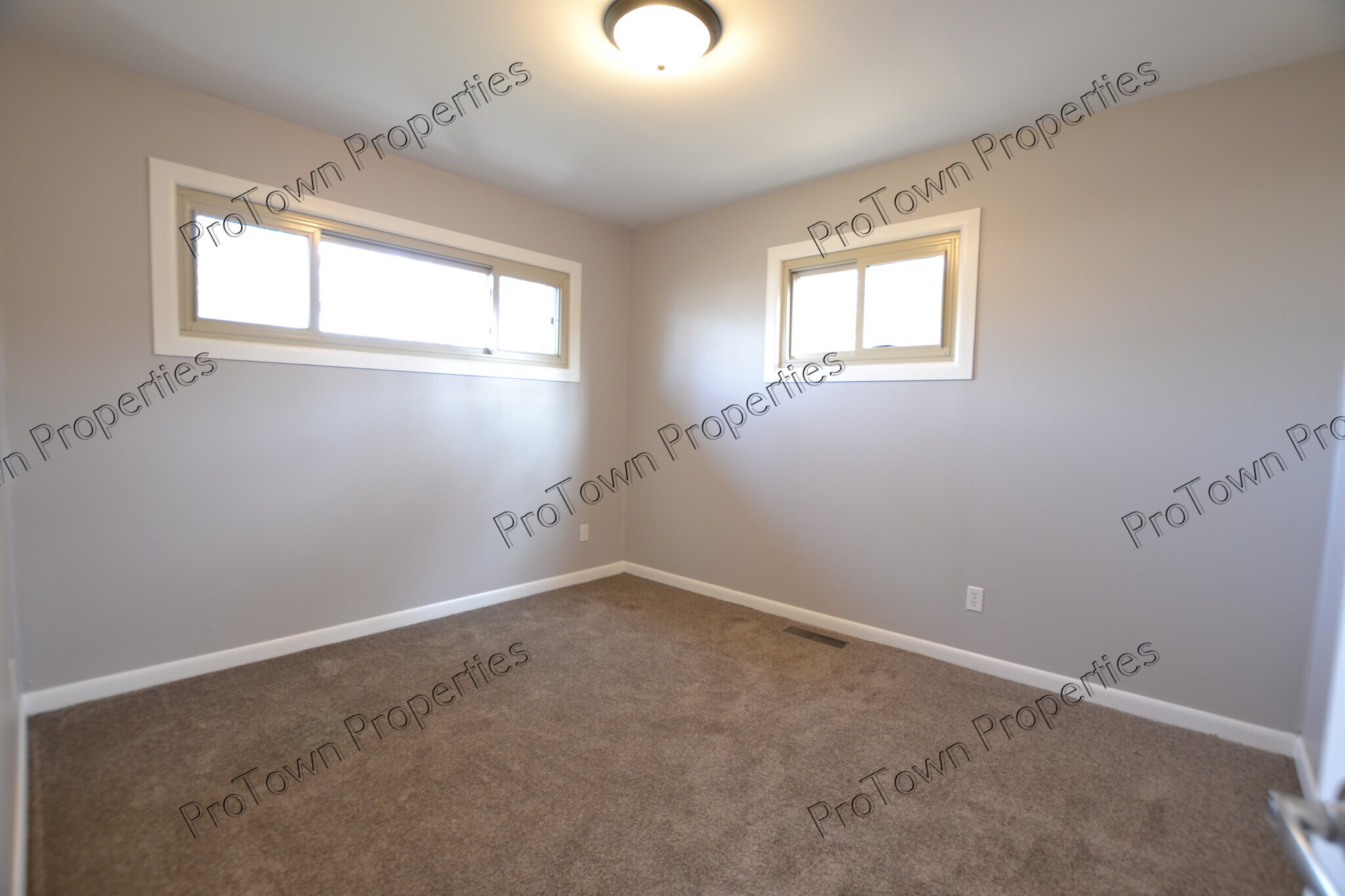 Building Photo - 2214 Madonna Ave