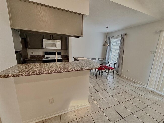 Building Photo - 2120 El Paseo St