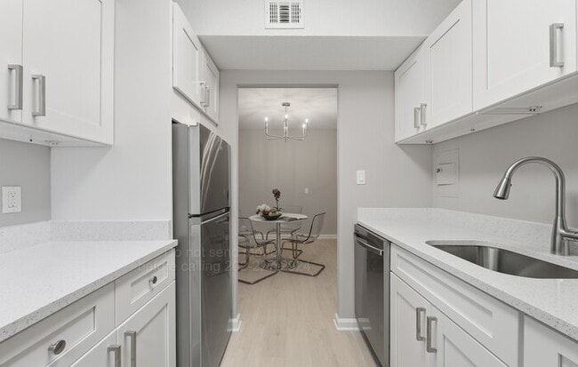 Building Photo - 3829 Hamilton St