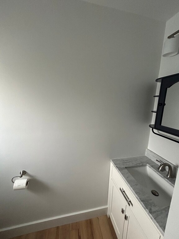 Building Photo - 11 Middle A