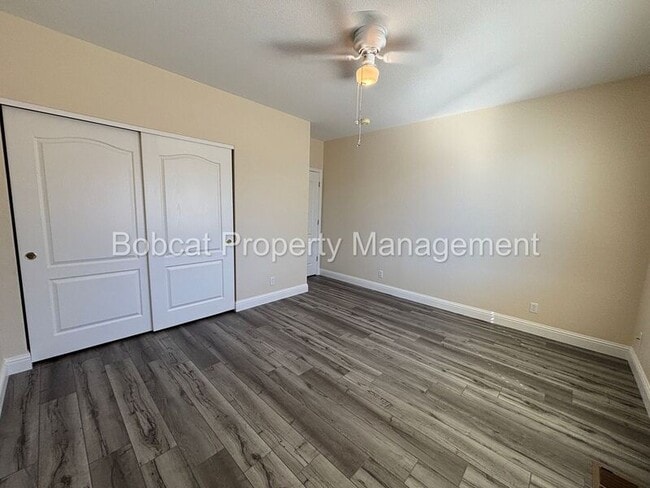 Building Photo - 2963 Hot Springs Dr
