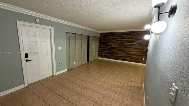 Building Photo - 15430 SW 81st Cir Ln