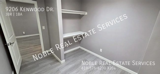 Building Photo - 9206 Kenwood Dr