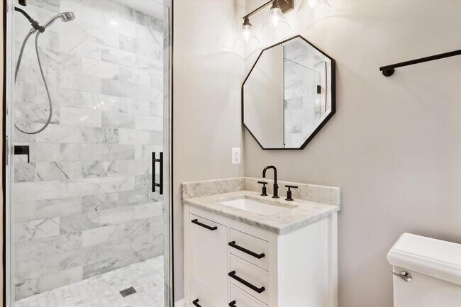 Building Photo - 1541 9th Street Northwest - 2