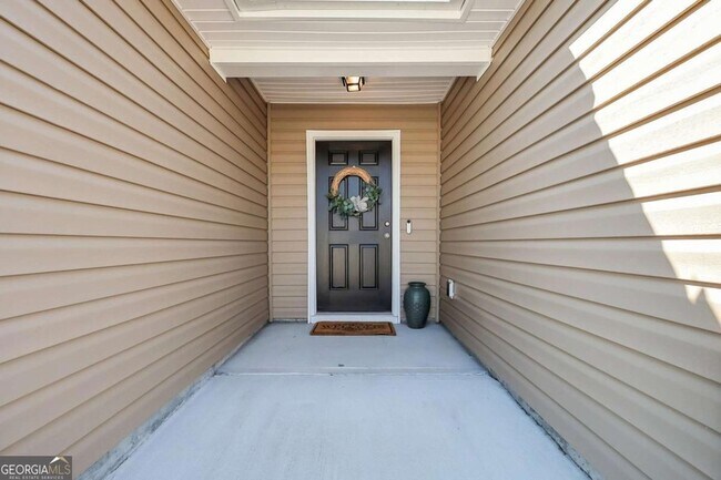 Building Photo - 56 Hayden Dr