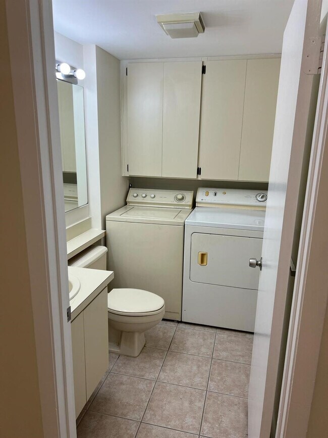 Building Photo - 849 Blue Ridge Cir