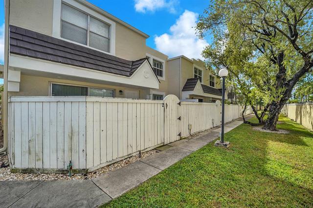 Building Photo - 4550 SW 68th Court Cir