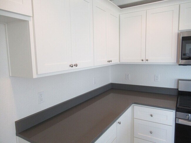 Building Photo - Three Bedroom Duplex Built in 2021