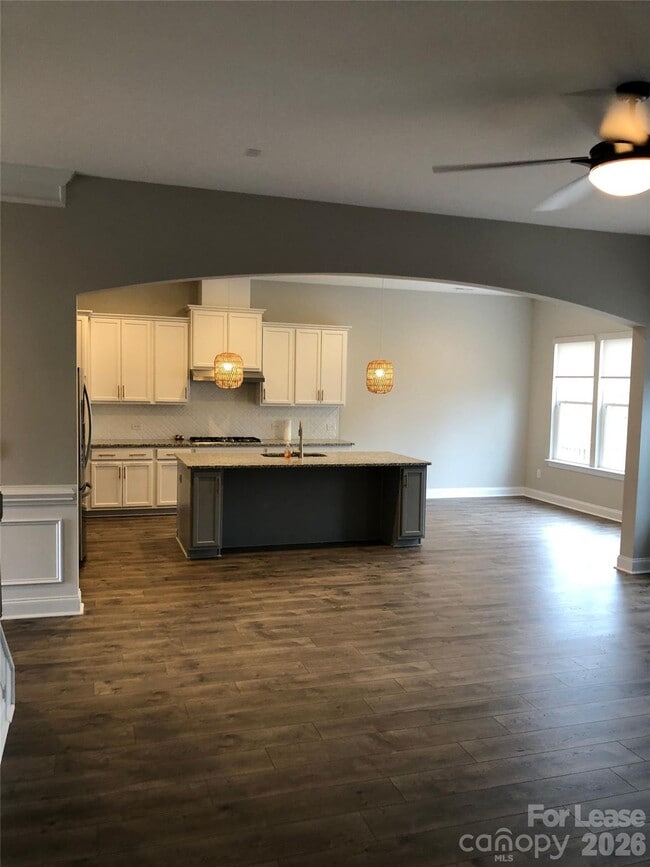 Building Photo - 9742 Andres Duany Dr
