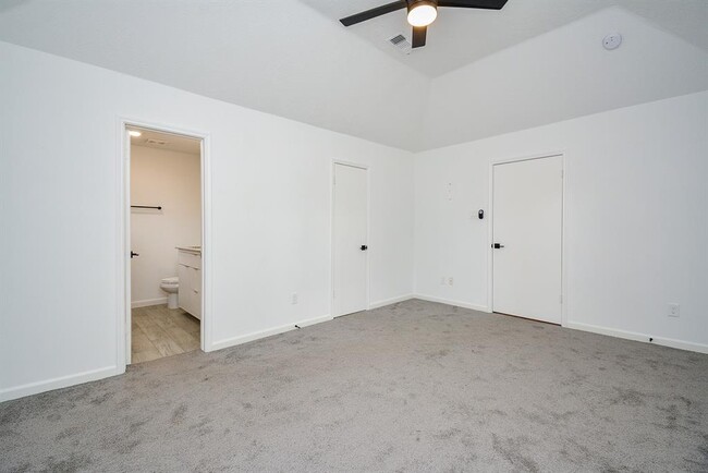 Building Photo - 1510 Plumwood Dr
