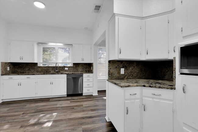 Building Photo - 3244 E Prosper Trail