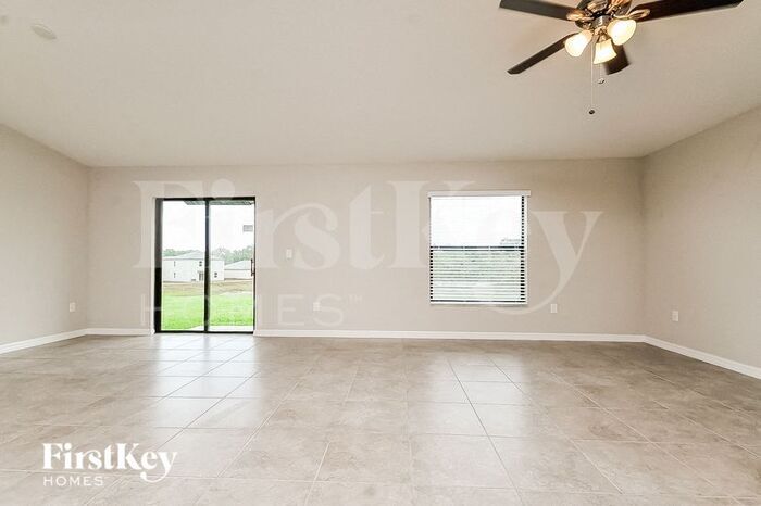 Building Photo - 10104 Rose Petal Pl