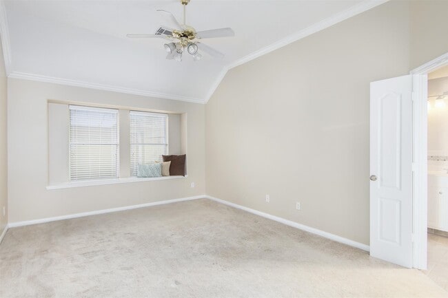 Building Photo - 179 Greenridge Cir