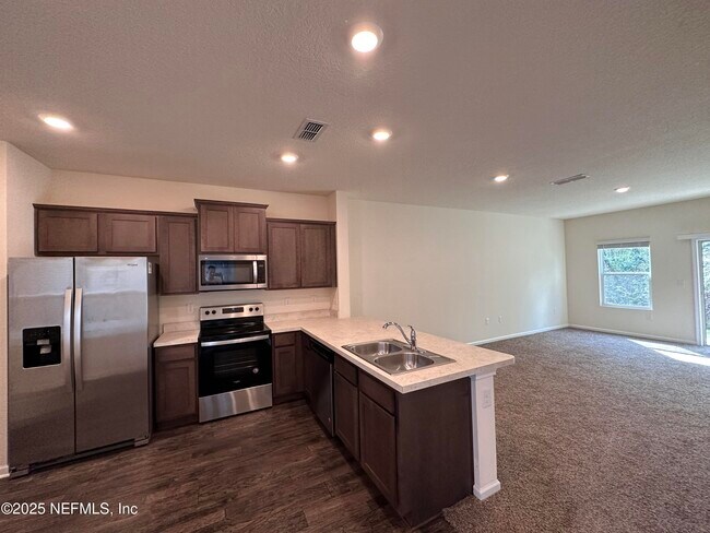 Building Photo - 316 Pistachio Pl