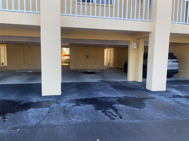 Building Photo - 1125 Pinellas Bayway S