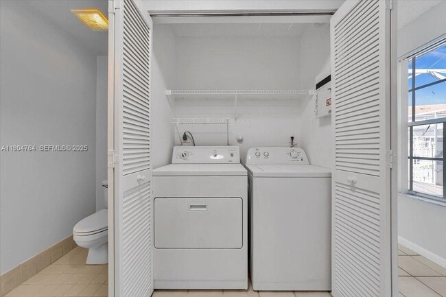 Building Photo - 11050 Nautilus Dr