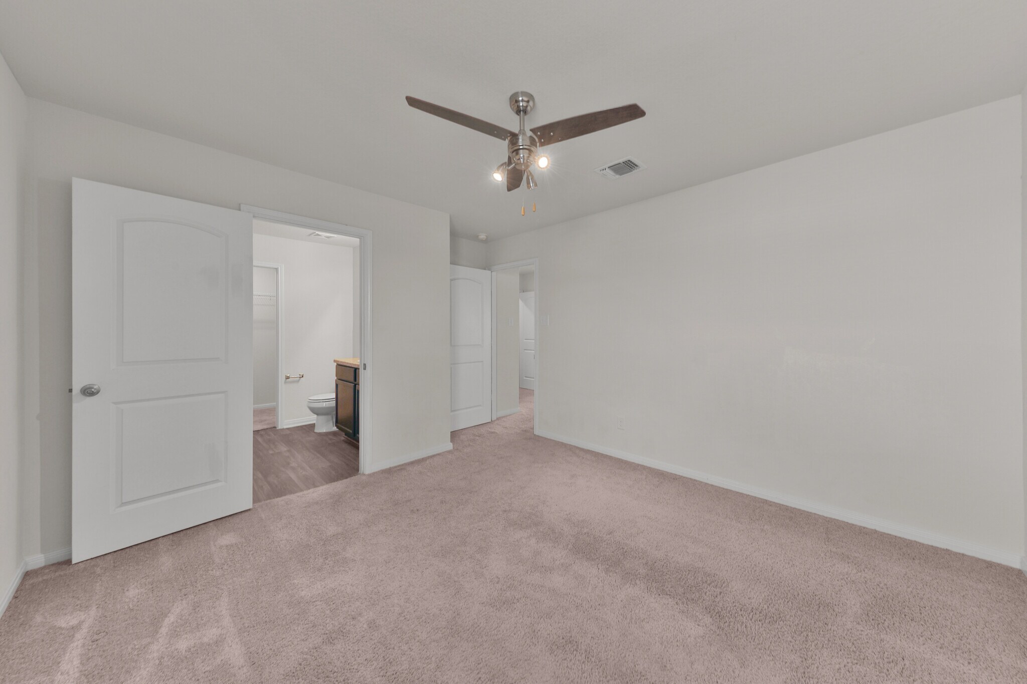 Building Photo - 6751 Sabinal