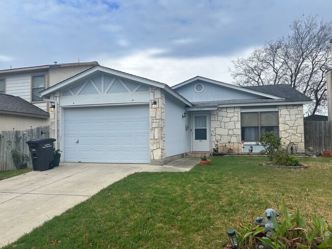 Building Photo - 3BED/2BATH Home For Rent Near Steubing Ranch! Available Now!