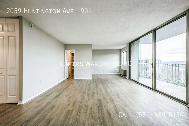 Building Photo - 2059 Huntington Ave