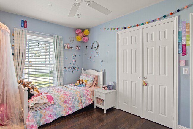 Building Photo - 6835 Aldea Ave