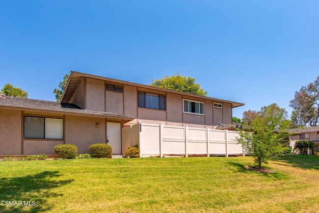 Building Photo - 28763 Conejo View Dr