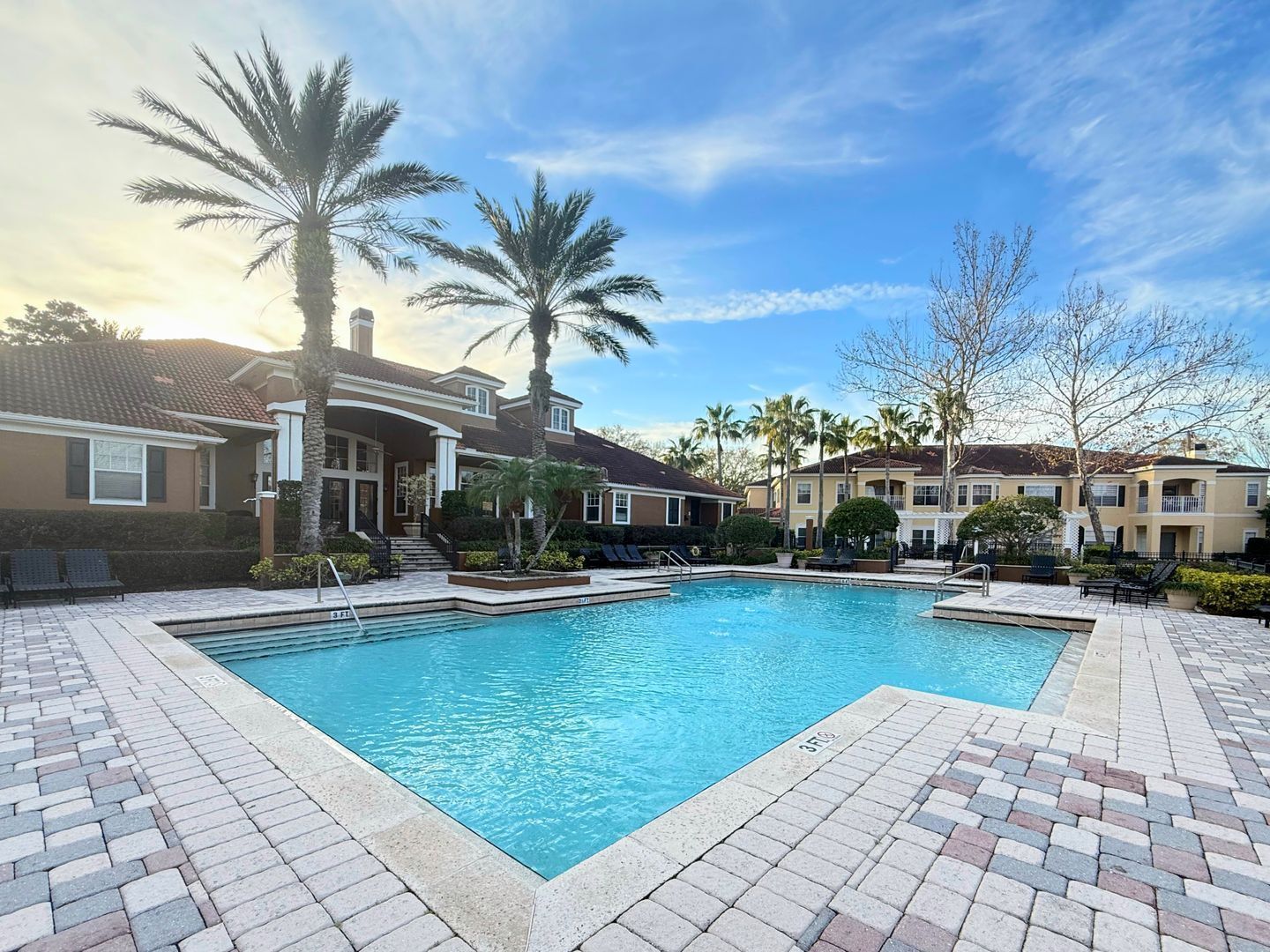 Building Photo - 1323 Arbor Lakes Cir