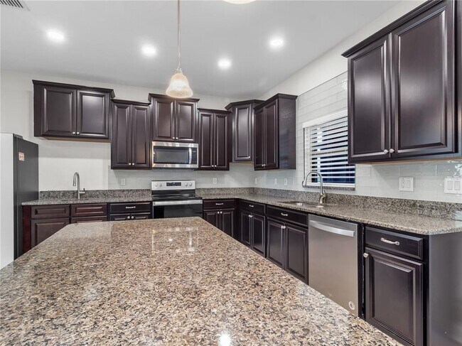 Building Photo - 5063 Ivory Stone Dr
