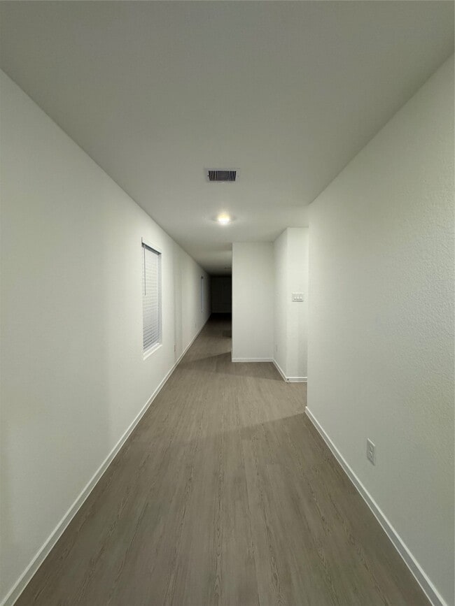 Building Photo - 28734 Bottom Grass Trl