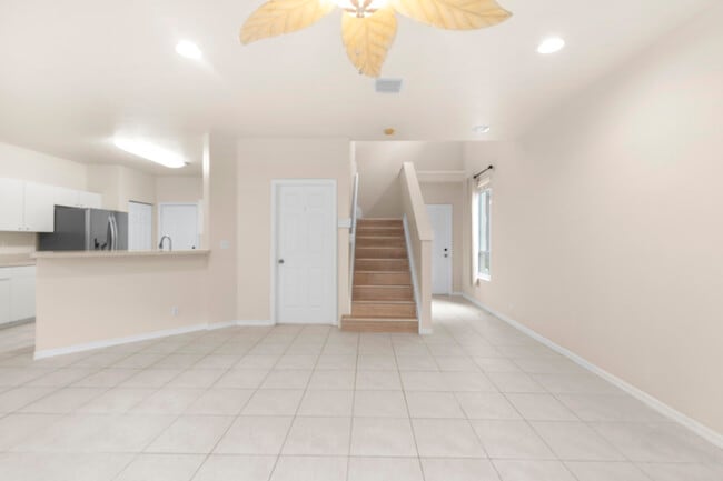 Building Photo - 4535 Thornwood Cir