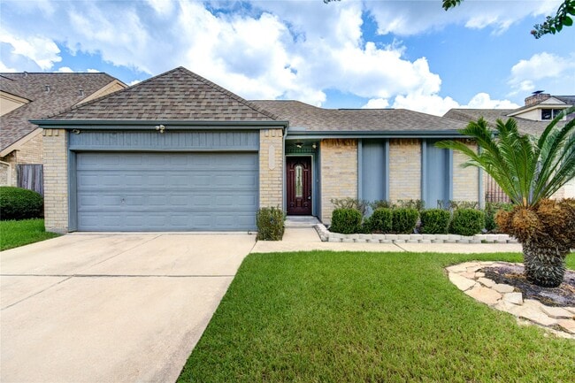 Primary Photo - 11830 Oak Meadow Dr