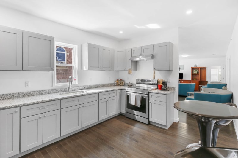 Building Photo - 15 Hawley St