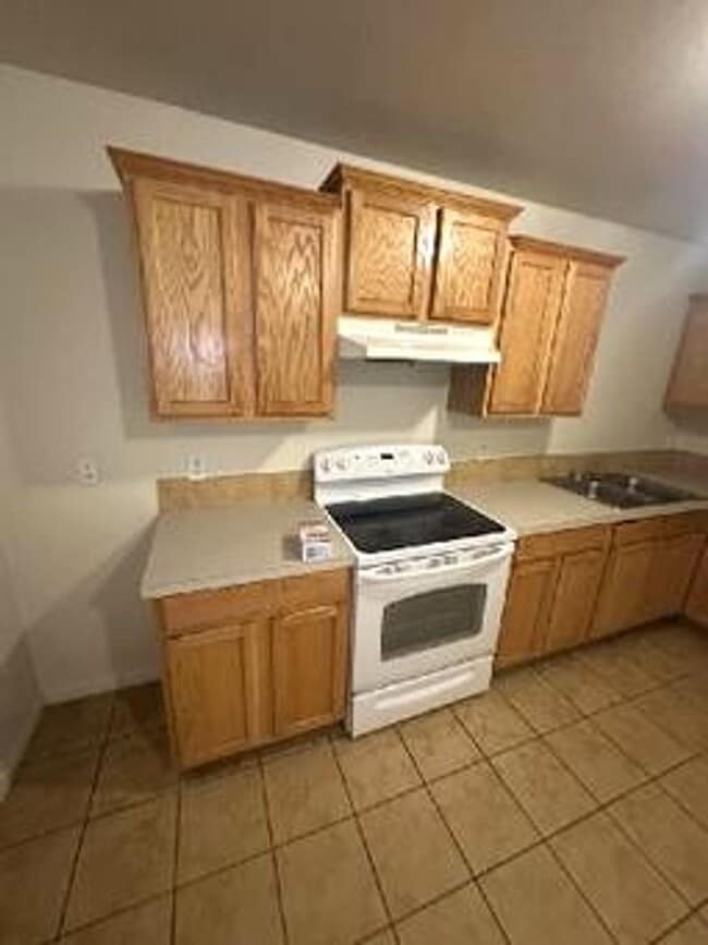 Building Photo - In the heart of Harker Heights this 2-bedr...