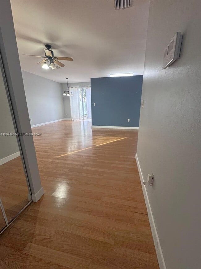 Building Photo - 1435 NW 154th Ln