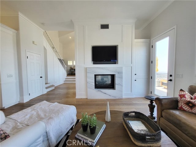 Building Photo - 6206 E Cliffway Dr