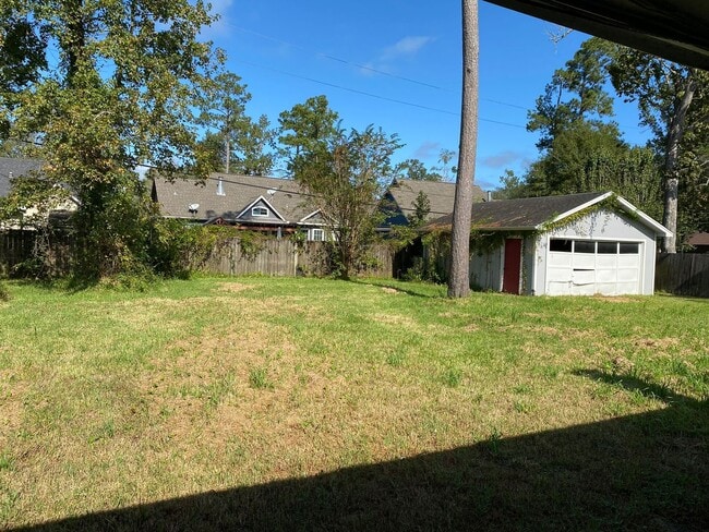 Building Photo - Gorgeous all renovated Home in Sour Lake, TX!