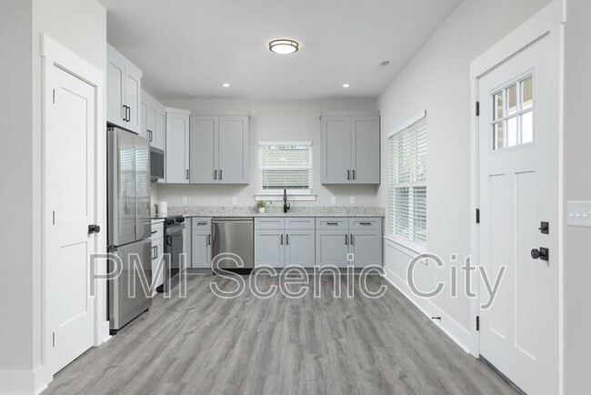 Building Photo - 4207 Willard Dr