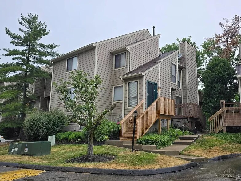 Building Photo - 9426 Hunters Creek Dr