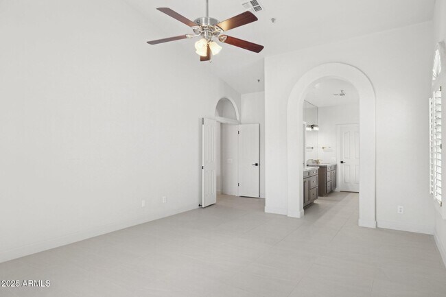 Building Photo - 11367 N 131st Pl