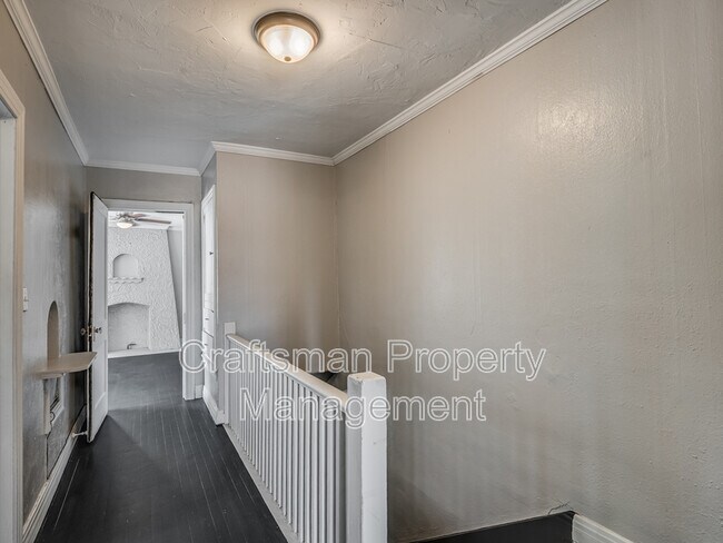 Building Photo - 2301 N Florida Ave