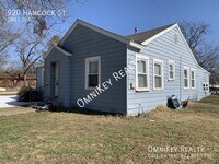 Building Photo - 920 Hancock St