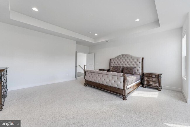 Building Photo - 23765 Fairfield Knl Ct