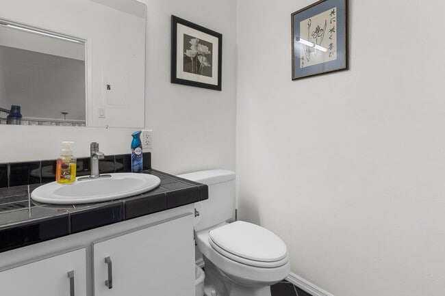 Building Photo - 92-848-848 Kinohi Pl
