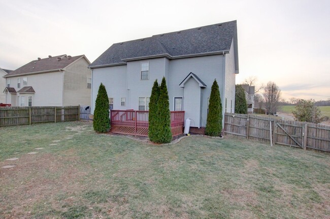 Building Photo - Super Views of Kentucky while in Clarksville