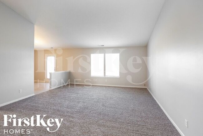 Building Photo - 10622 Deercrest Ln