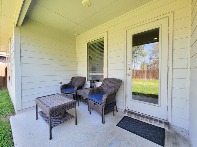 Building Photo - 2326 Strong Horse Dr