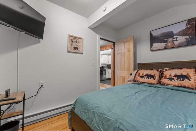 Building Photo - 29 Shore Dr