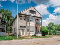 Building Photo - 708 SE 3rd St